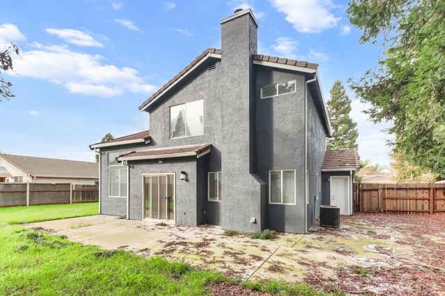 640 Calaveras Ct, Yuba City, CA 95991