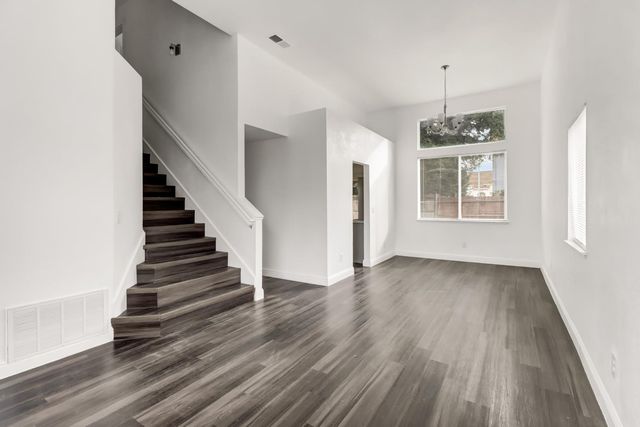 640 Calaveras Ct, Yuba City, CA 95991