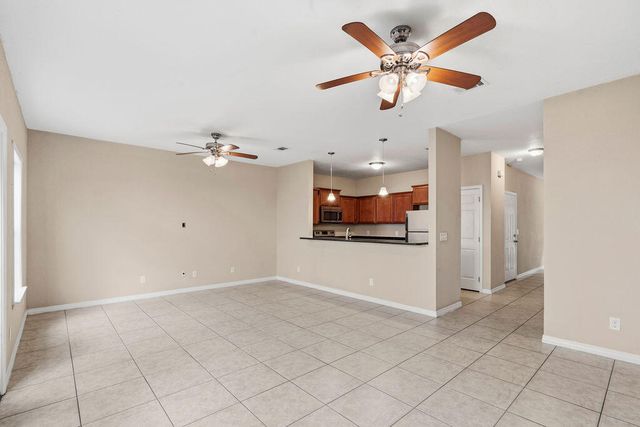 996 Leigh Ann Lane, Fort Walton Beach, FL 32547