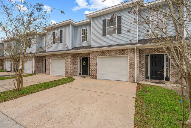 996 Leigh Ann Lane, Fort Walton Beach, FL 32547