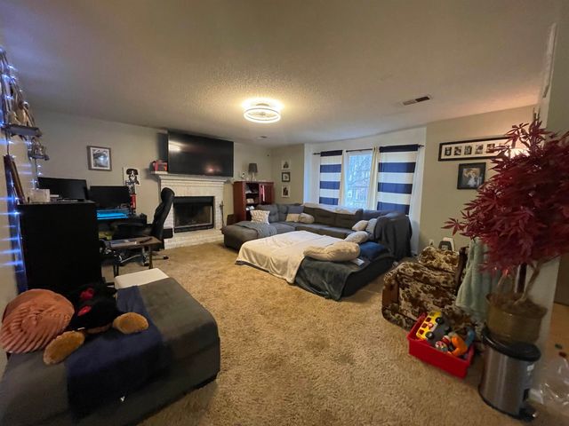 401 FAULKNER HEIGHTS DR, Atoka, TN 38004