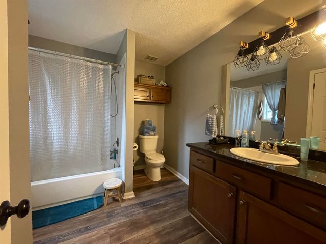 401 FAULKNER HEIGHTS DR, Atoka, TN 38004