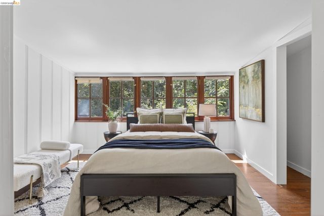 6301 Hillmont Drive, Oakland, CA 94605