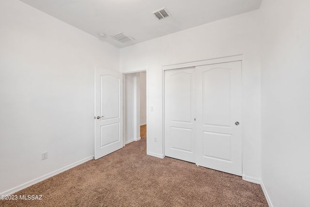 6662 S Cut Bow Drive, Tucson, AZ 85757