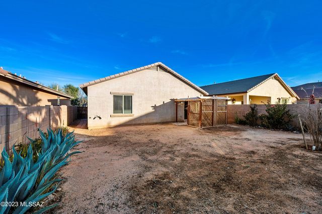6662 S Cut Bow Drive, Tucson, AZ 85757