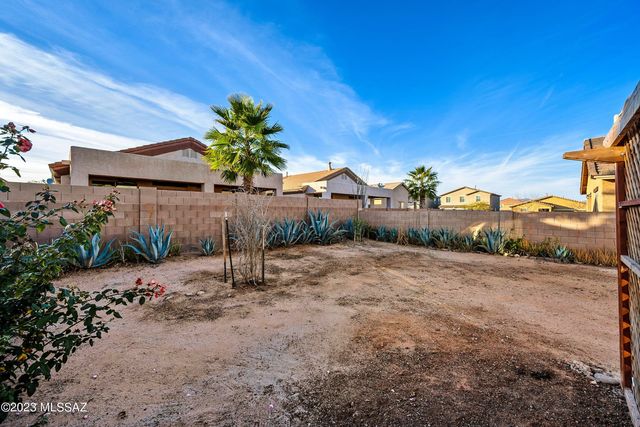6662 S Cut Bow Drive, Tucson, AZ 85757