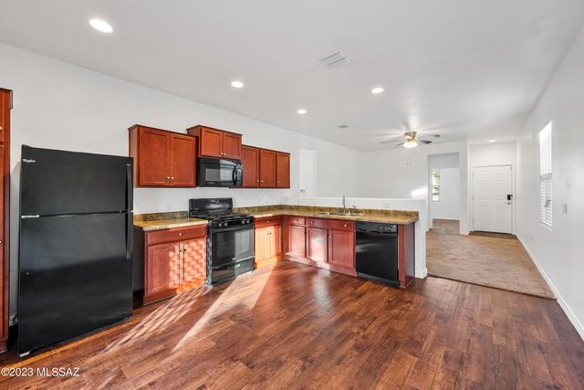 6662 S Cut Bow Drive, Tucson, AZ 85757