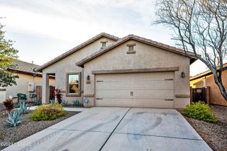 6662 S Cut Bow Drive, Tucson, AZ 85757