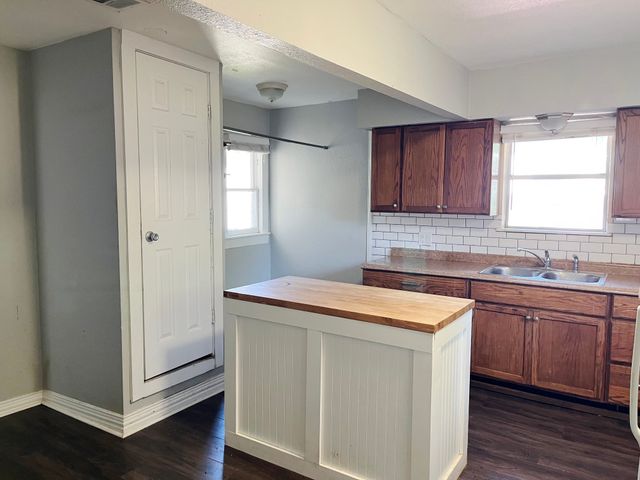 1601 W Bond Street, Denison, TX 75020