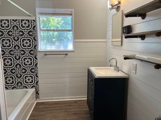 1601 W Bond Street, Denison, TX 75020