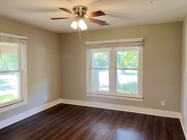 1601 W Bond Street, Denison, TX 75020