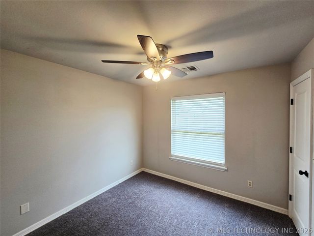 5108 E Hickory Meadow Drive, Claremore, OK 74019