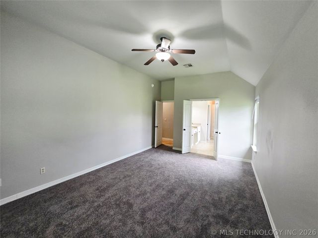 5108 E Hickory Meadow Drive, Claremore, OK 74019