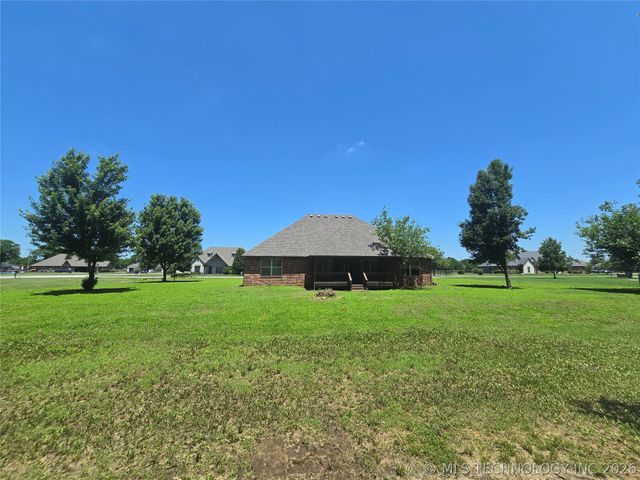 5108 E Hickory Meadow Drive, Claremore, OK 74019