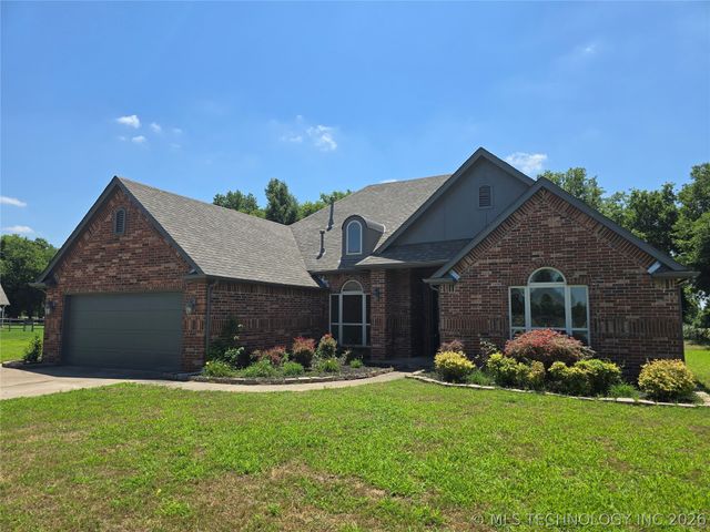 5108 E Hickory Meadow Drive, Claremore, OK 74019