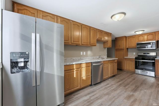 344 Rose Avenue, New Haven, IN 46774