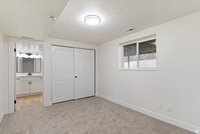 1212 N VIRGINIA AVE, Harrisville, UT 84404