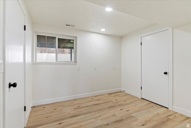 1212 N VIRGINIA AVE, Harrisville, UT 84404