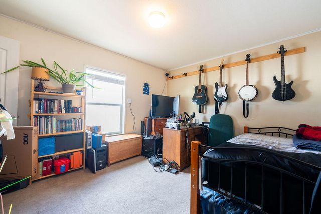 2456 SW Mariposa Loop, Redmond, OR 97756