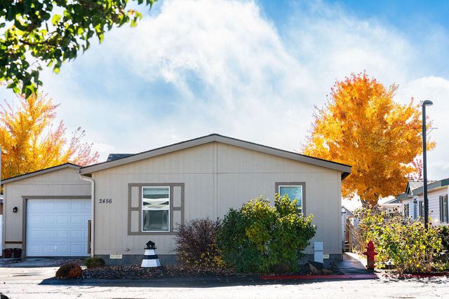 2456 SW Mariposa Loop, Redmond, OR 97756