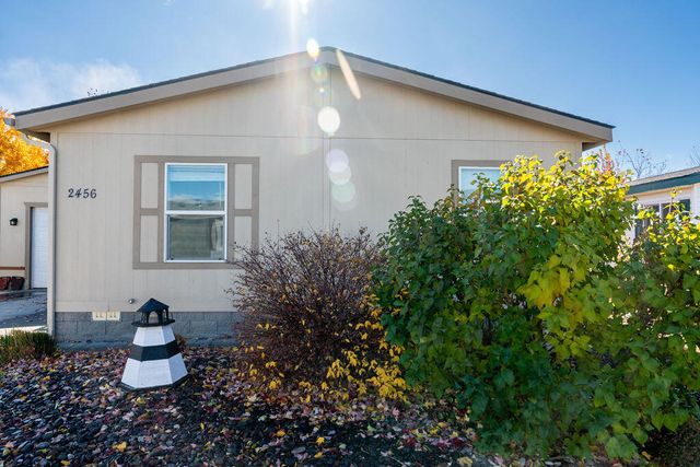 2456 SW Mariposa Loop, Redmond, OR 97756