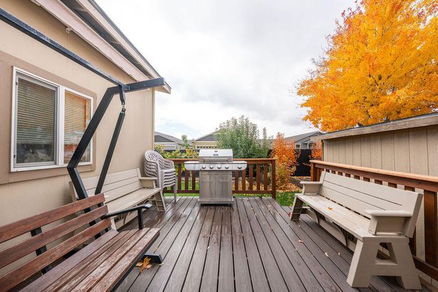 2456 SW Mariposa Loop, Redmond, OR 97756