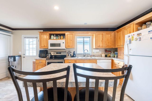 2456 SW Mariposa Loop, Redmond, OR 97756