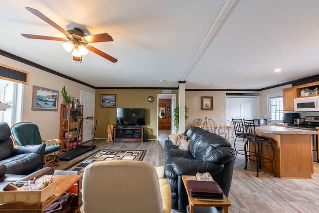 2456 SW Mariposa Loop, Redmond, OR 97756