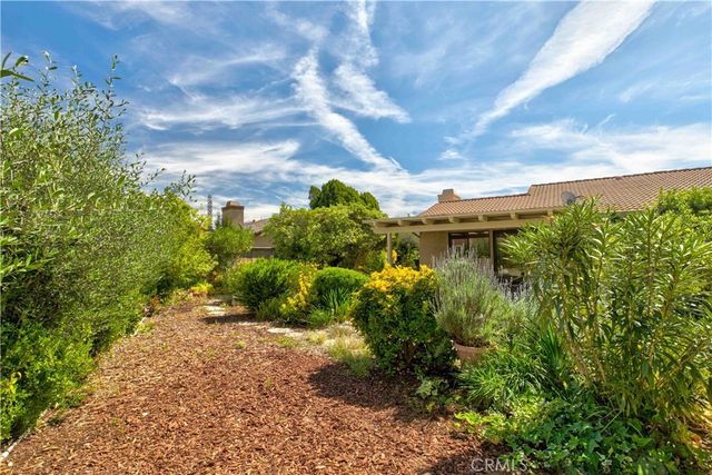 26013 Palomita Drive, Valencia, CA 91355