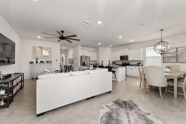 4932 NW 39TH LOOP, Ocala, FL 34482