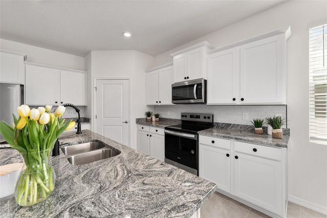 4932 NW 39TH LOOP, Ocala, FL 34482