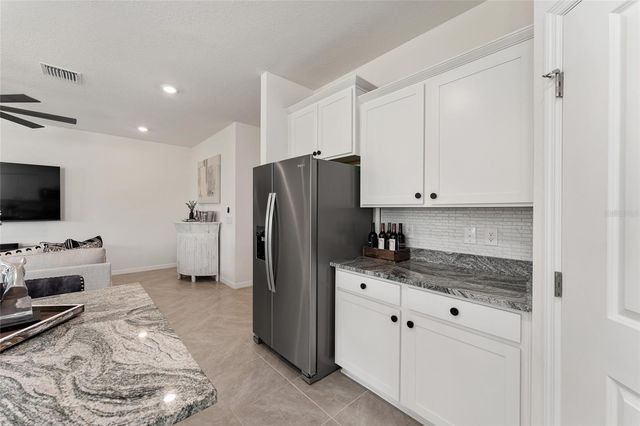 4932 NW 39TH LOOP, Ocala, FL 34482