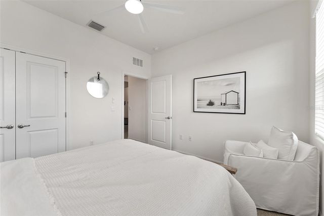 4932 NW 39TH LOOP, Ocala, FL 34482