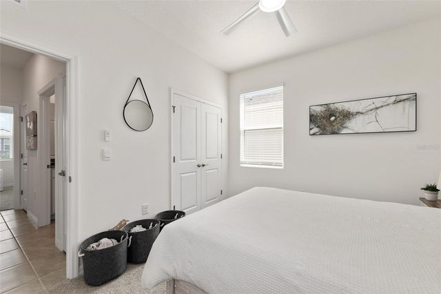 4932 NW 39TH LOOP, Ocala, FL 34482