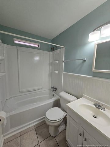 479 McBain Drive, Fayetteville, NC 28305