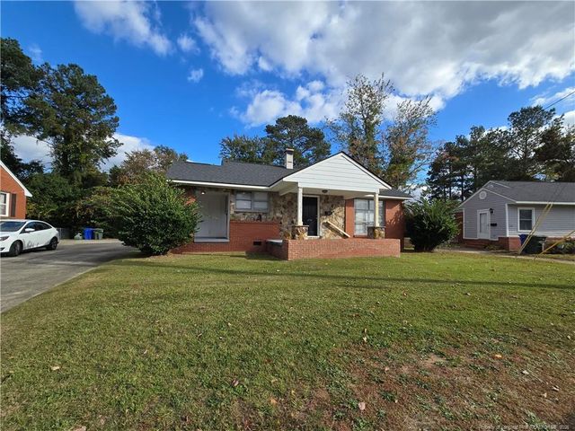 479 McBain Drive, Fayetteville, NC 28305