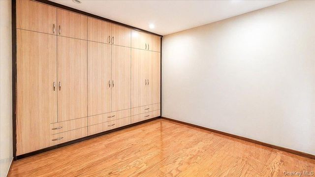 83-80 118th Street 4A, Kew Gardens, NY 11415
