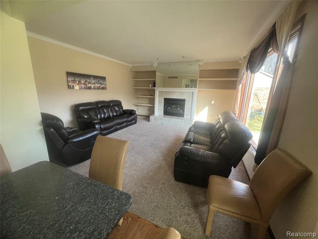 21589 Hunter Circle, Taylor, MI 48180