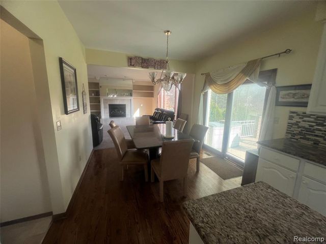 21589 Hunter Circle, Taylor, MI 48180