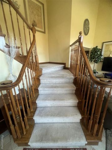 21589 Hunter Circle, Taylor, MI 48180