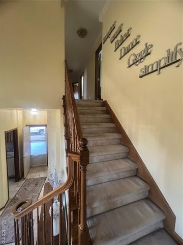 21589 Hunter Circle, Taylor, MI 48180