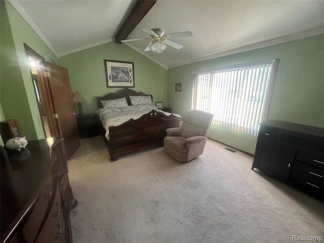 21589 Hunter Circle, Taylor, MI 48180