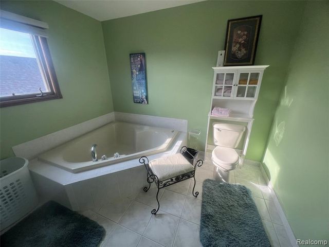 21589 Hunter Circle, Taylor, MI 48180