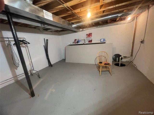 21589 Hunter Circle, Taylor, MI 48180