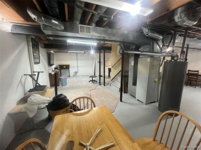 21589 Hunter Circle, Taylor, MI 48180