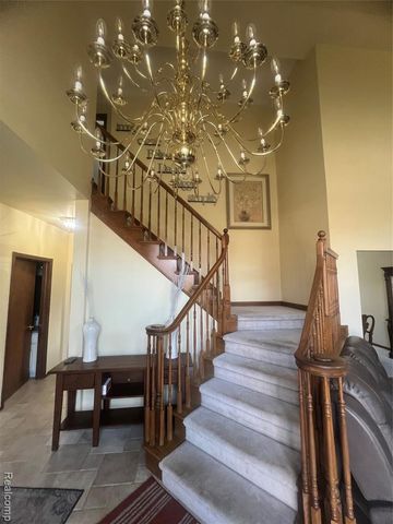 21589 Hunter Circle, Taylor, MI 48180