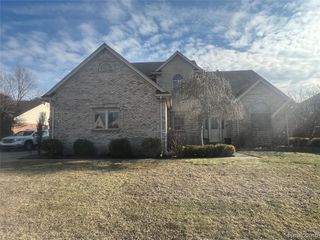 21589 Hunter Circle, Taylor, MI 48180