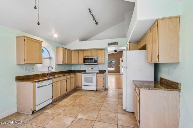 10177 S HACIENDA Drive, Goodyear, AZ 85338