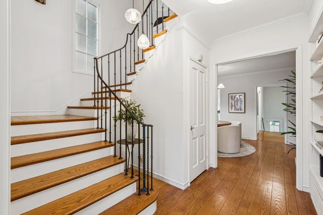 3938 Oakmore Rd, Oakland, CA 94602