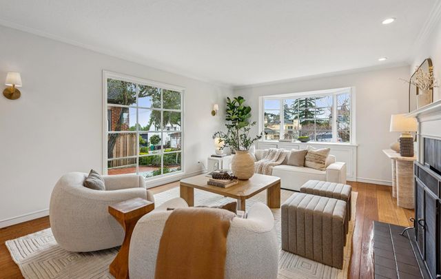 3938 Oakmore Rd, Oakland, CA 94602